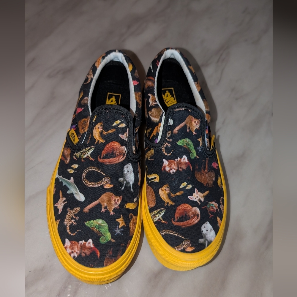 Vans X National Geographic Youth Size 3